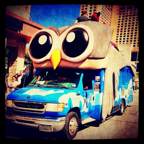 Come Party with Hootsuite and Crowd Content at SXSW!